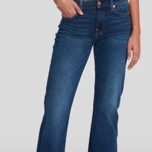 B(AIR) DOJO 7 For All Mankind flair leg Jean. Women’s